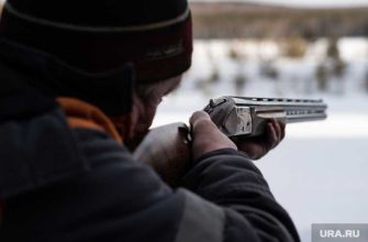 появилось видео из квартиры стрелка