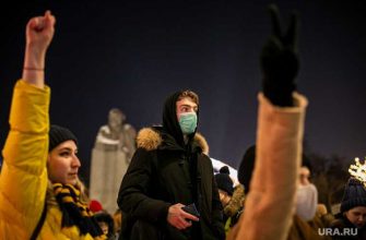 Россия протесты 21 апреля Алексей Навальный тюрьма Россия Николай Бондаренко депутат КПРФ Саратов